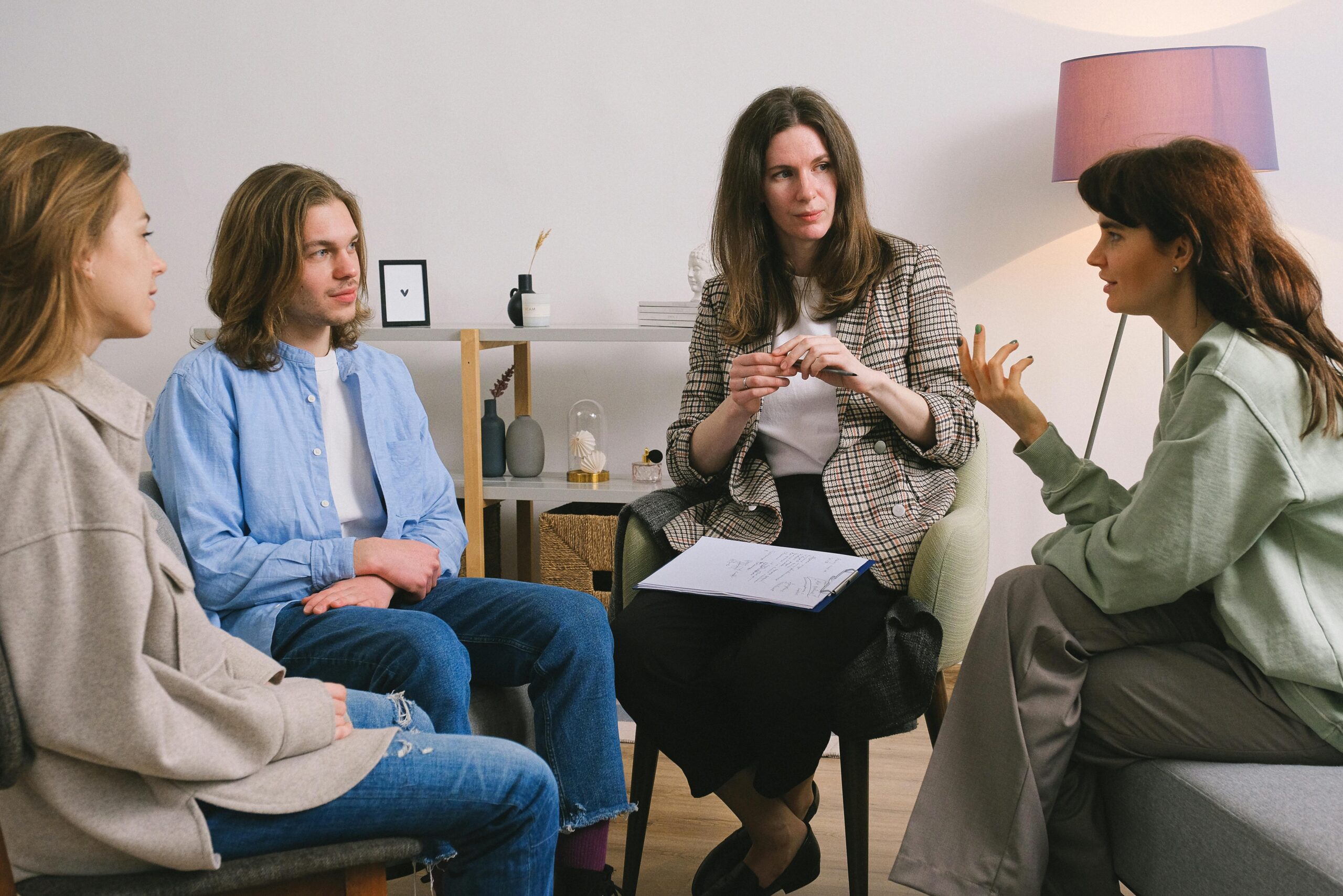 group therapy at pioneer behavioral health