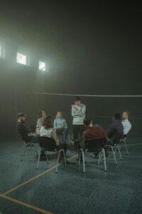 Therapy and the 12 Steps in Addiction Recovery