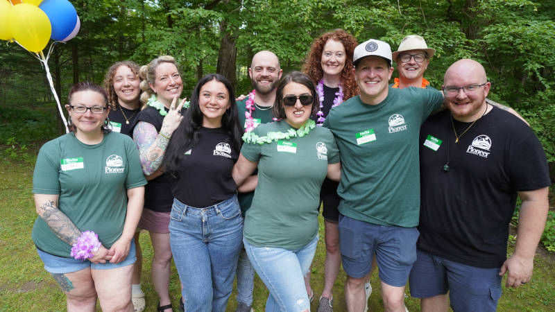 A picture of the Pioneer Behavioral Health staff at the latest Alumni Event.